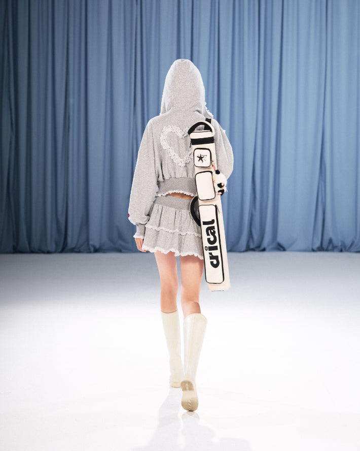 ZHI ZIP-UP HOODIE