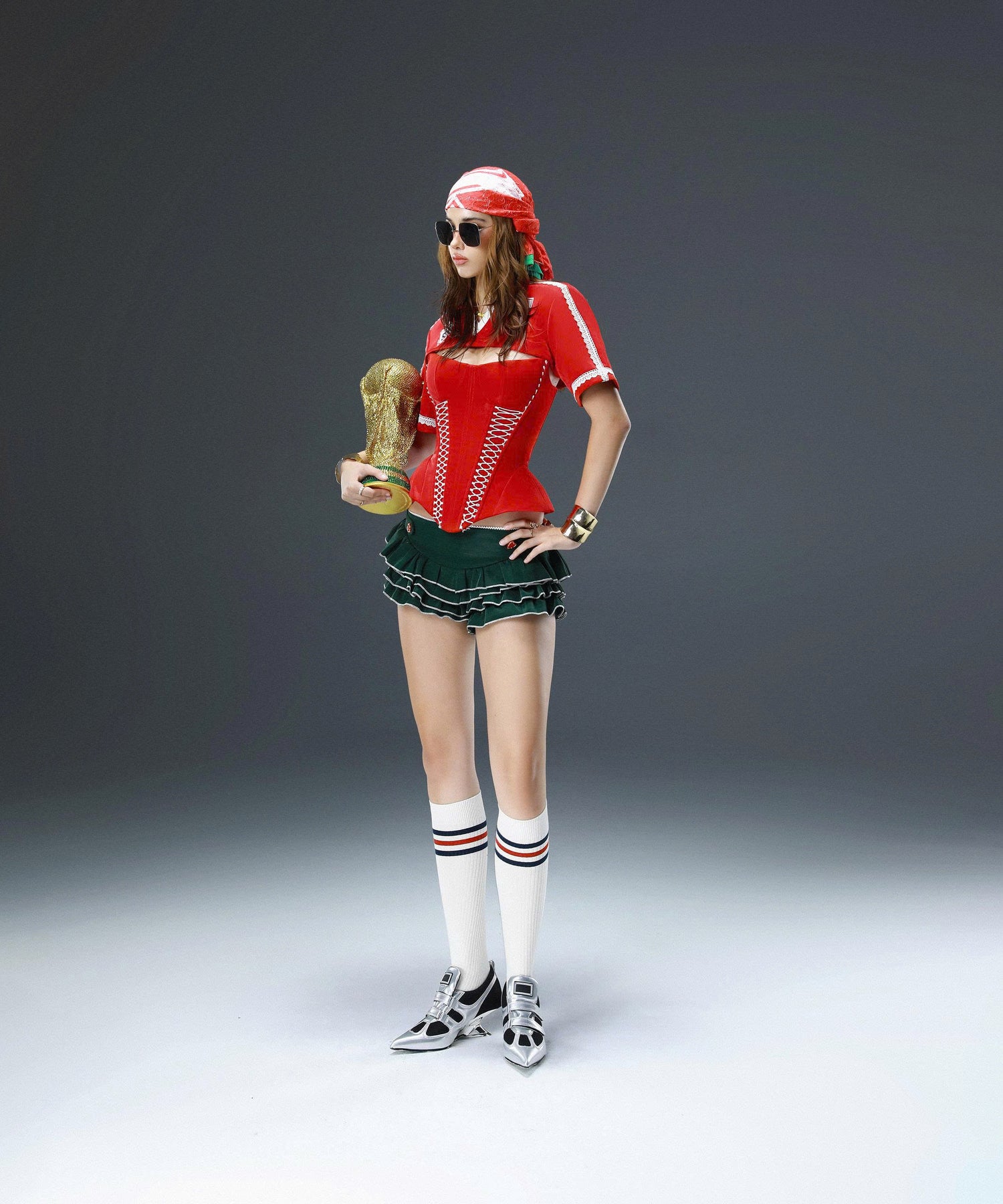 TROPHY SKORT