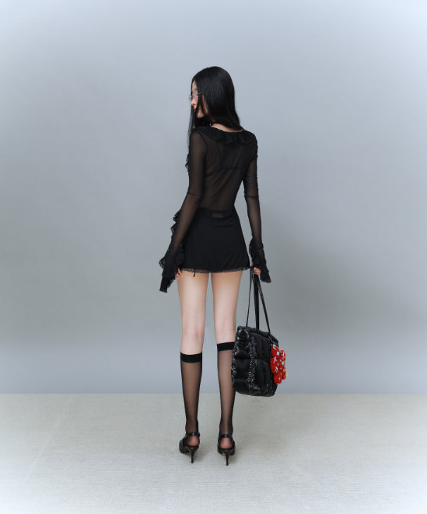LOVE STRUCK SHORT IN BLACK