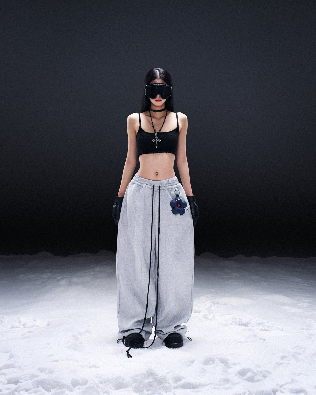 RIOT CROPTOP