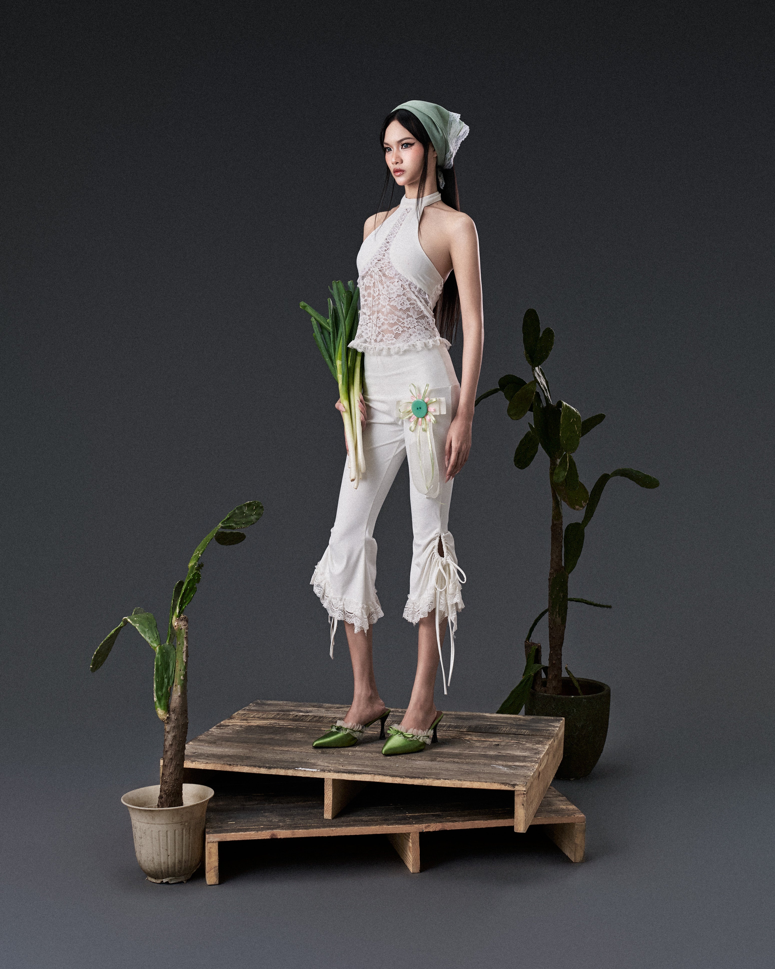 WHITE MIDNIGHT PANTS