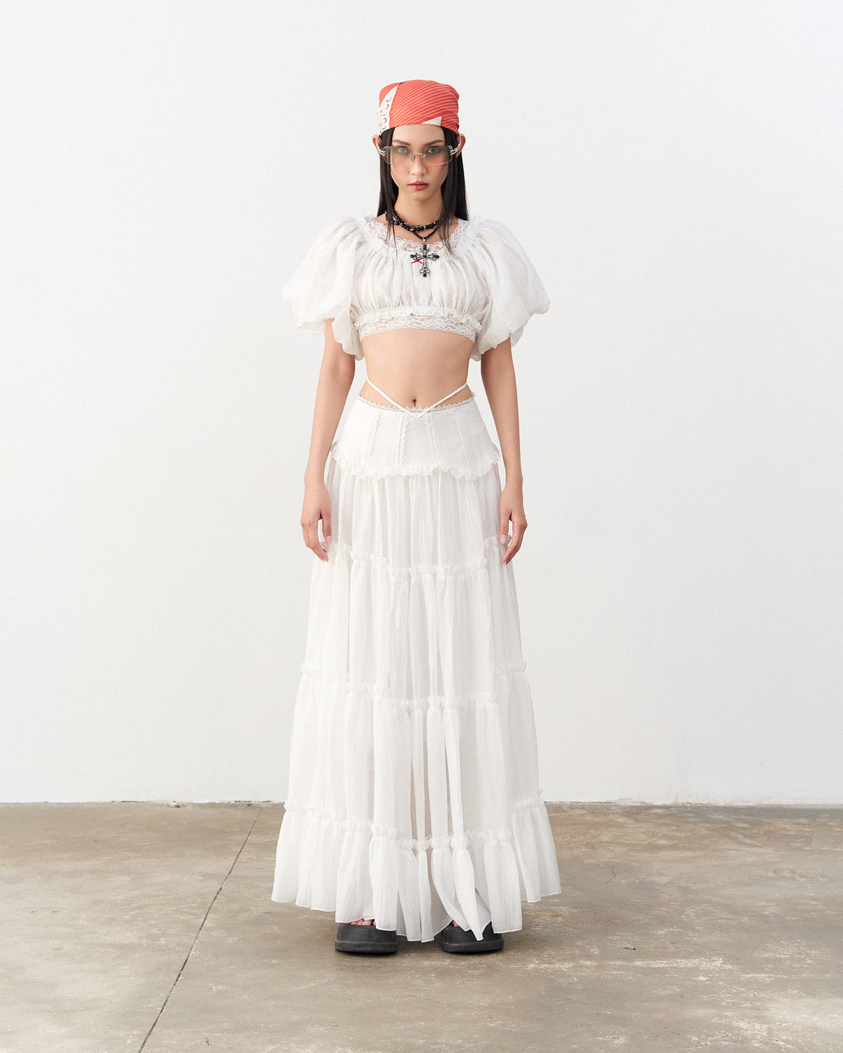 WHITE WETSY SKIRT