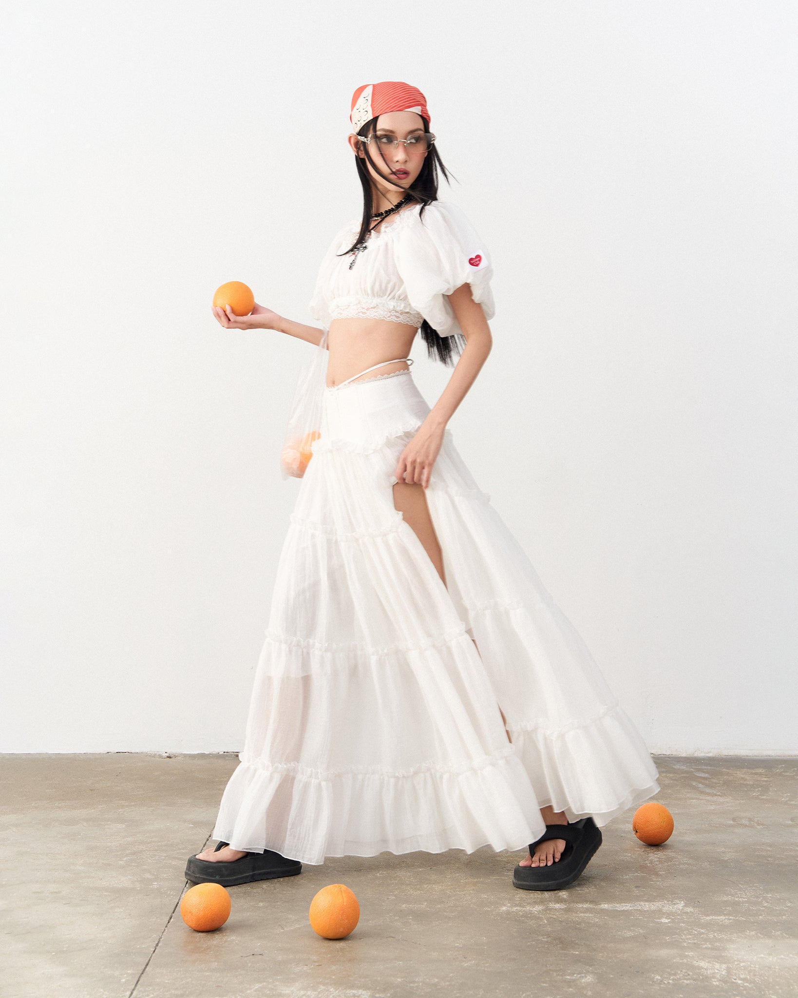 WHITE WETSY SKIRT